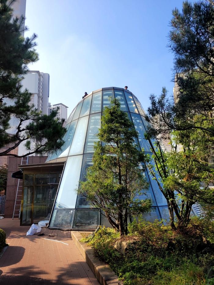 235149625_732jcdS1_a06eafa6186a53d6f049acf1a13125d1a3510e18.jpg 이미지크게보기