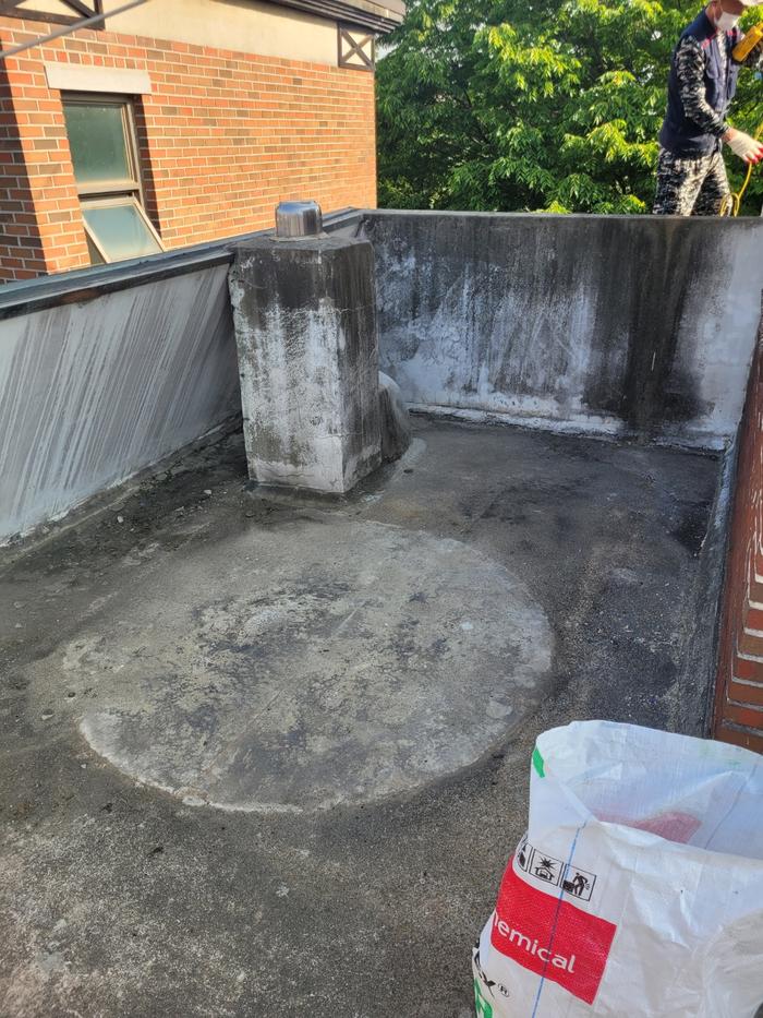 235149625_baP95UmZ_5005673439b2f5e112668b4bc326dc8406a2212a.jpg 이미지크게보기