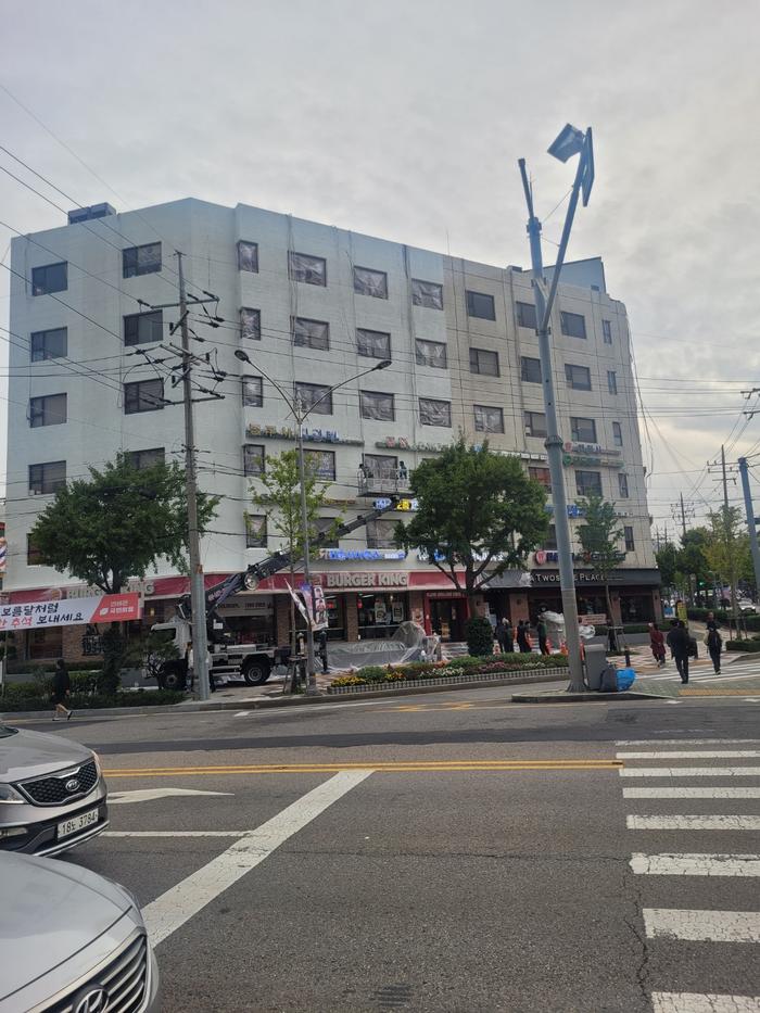 235149625_c1l05MAY_bcddcc909a31e1abe38d0dbd8033ff42fb1f4854.jpg 이미지크게보기