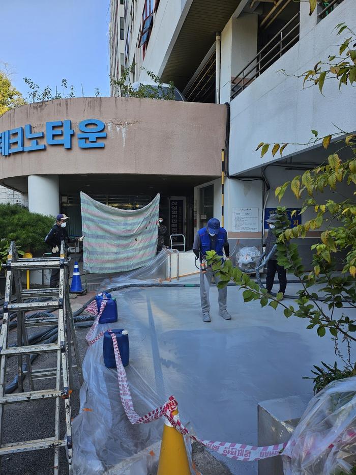 235149625_qDhNjWiT_82e371e7717955cc251abeeaa79b97a81055d272.jpg 이미지크게보기