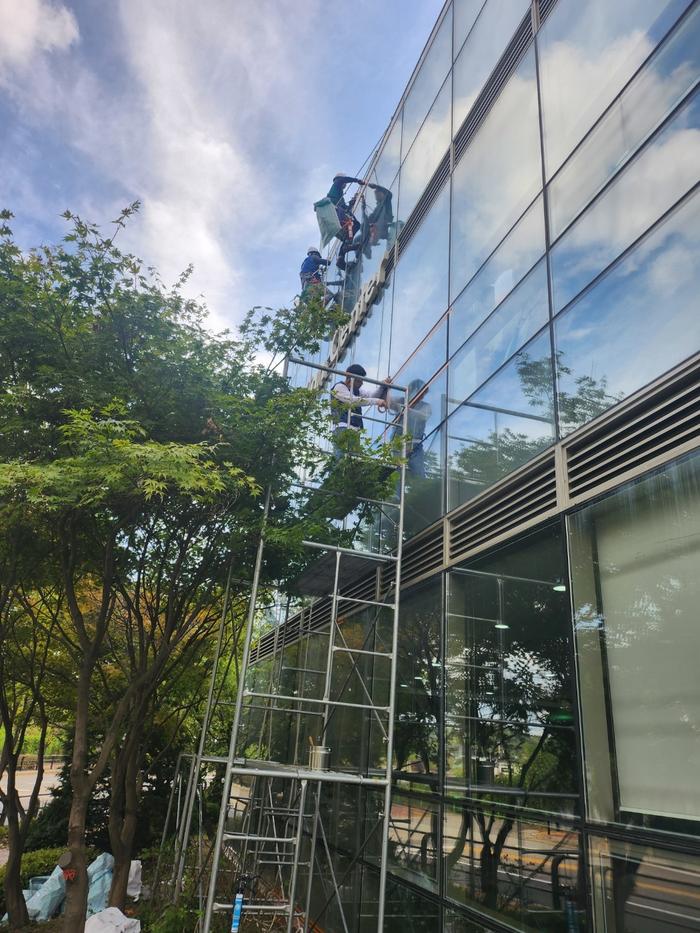 /user/t/thebareun/editor/2505/61a3c298b284bffcf3e6c381e0c29139_1747722947_1716.jpg 이미지크게보기